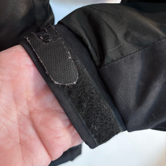 MARMOT 700 Fill Sz M Puffer Coat Elastic Cuffs Pockets Longer Back Jacket - Picture 4 of 16